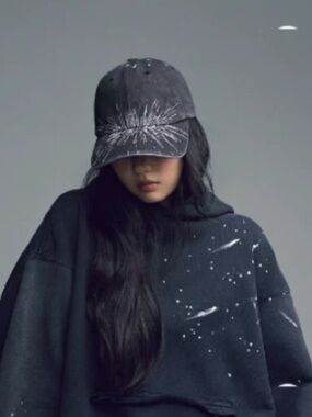 BTS /// Arirang - World Tour Authentic Hoodie - Size XL *NWT*